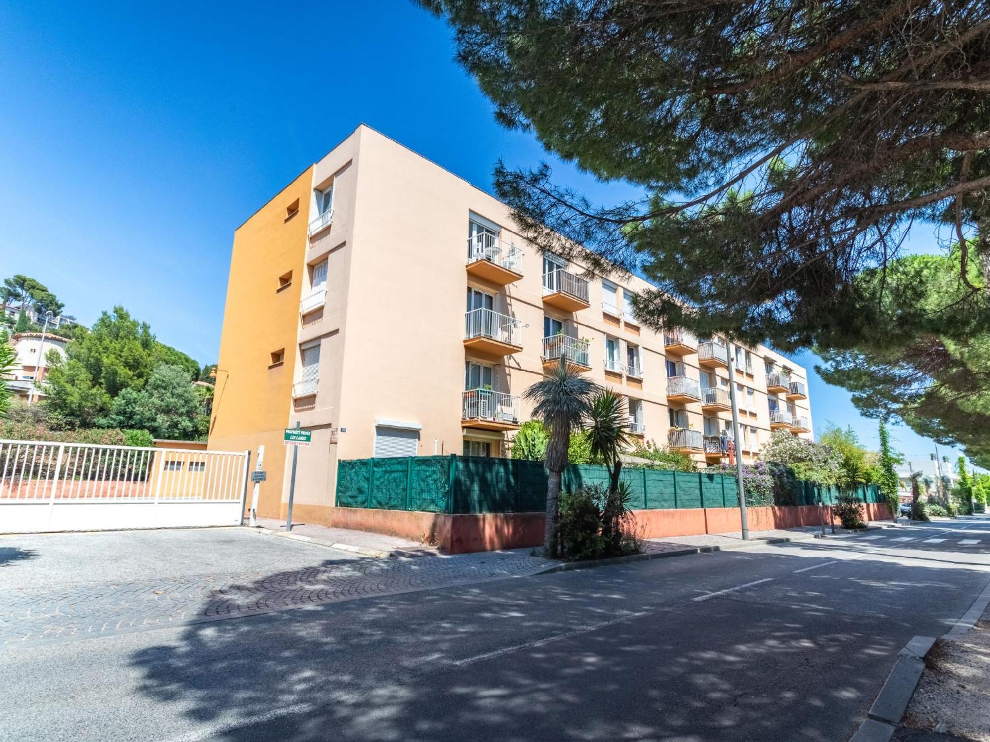 Apartment Les Ilaires By Interhome Le Lavandou Dış mekan fotoğraf